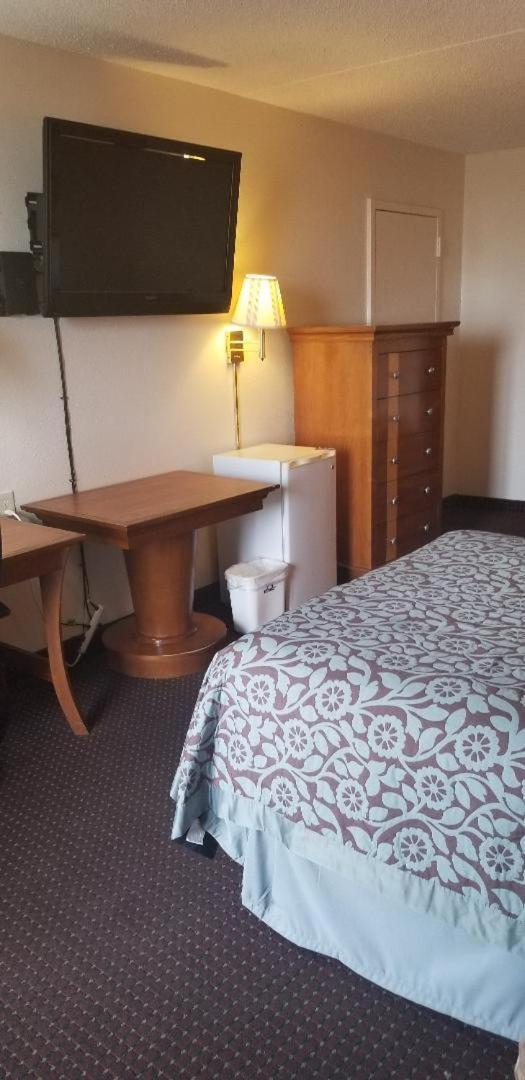 Americas Best Value Inn Holly Springs Exterior foto