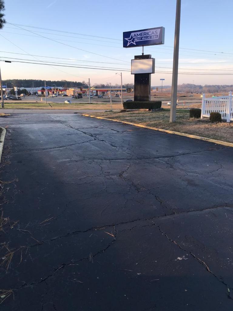 Americas Best Value Inn Holly Springs Exterior foto